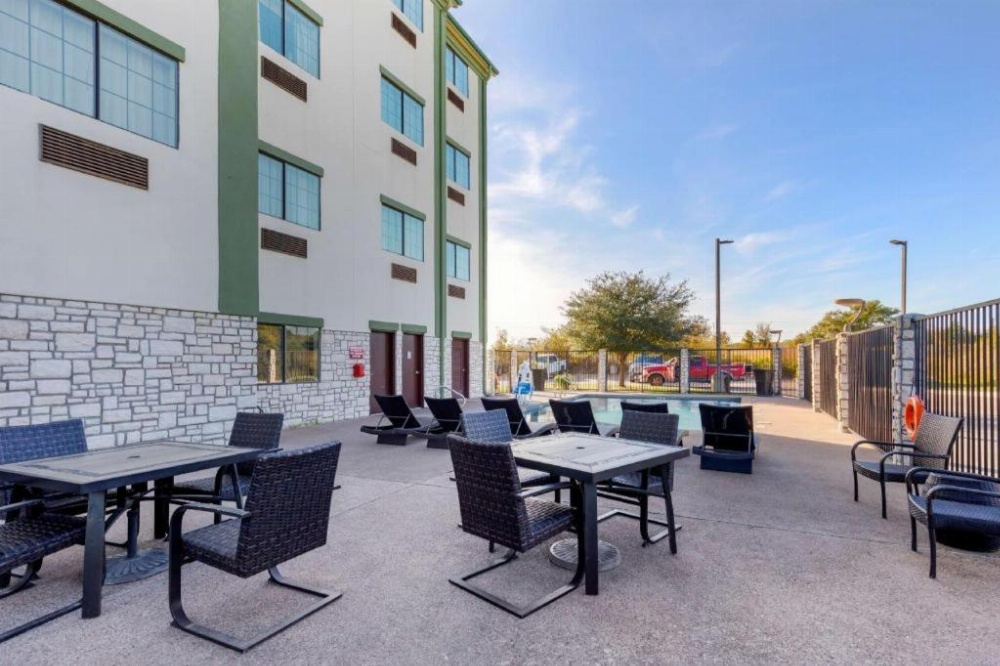 Best Western Plus La Grange Inn And Suites